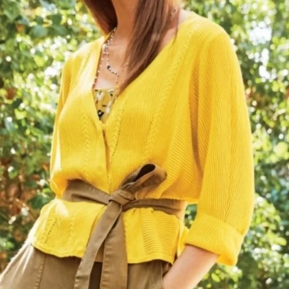 Cabi Sunny Sweater sz S EUC - Picture 11 of 11